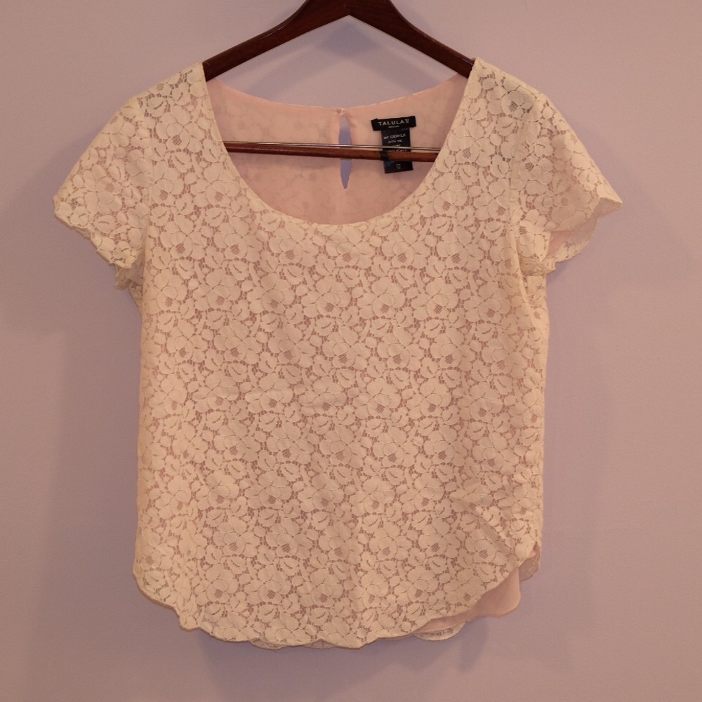 Aritzia Lace Cream Top